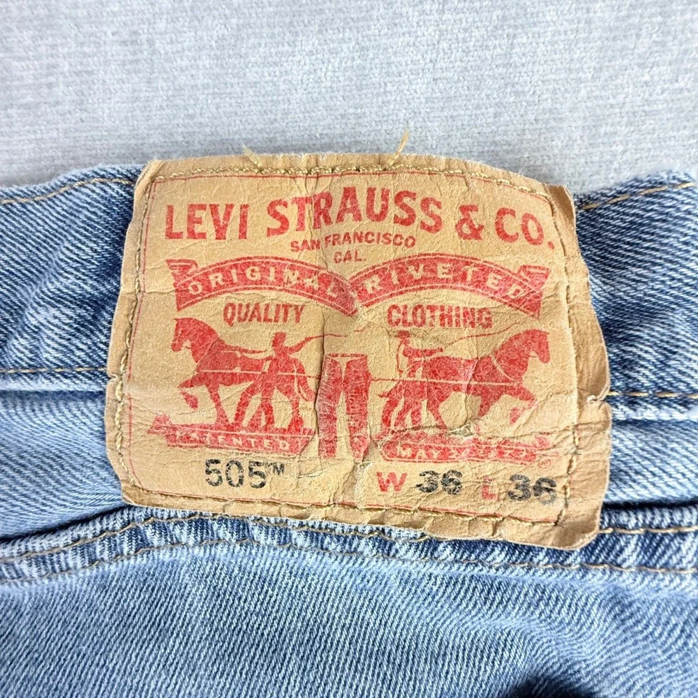 Levi's‎ 505 Regular Fit Light Wash Denim Jeans Mens Size 32x30